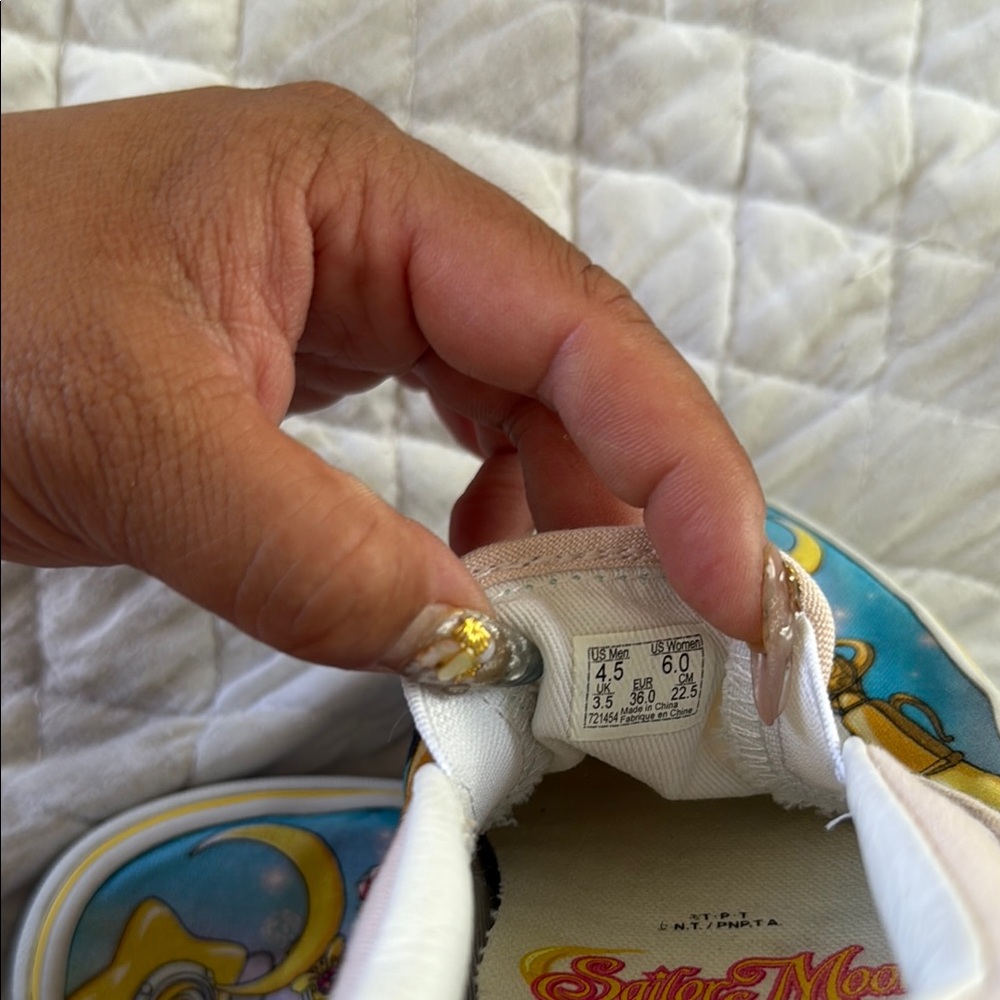 Vans Sailor Moon Cat and Wand Sneakers - Picture 9 of 9